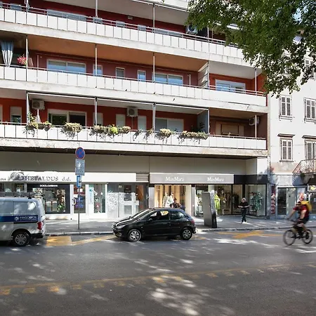 Apartman Golden Gate *