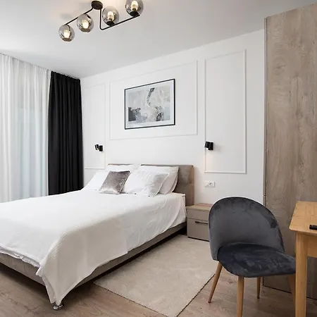 Golden Gate * Пула